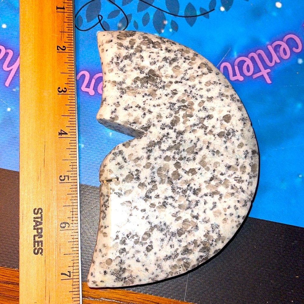 Kiwi 🥝 Jasper crystal 1/2 moon with face